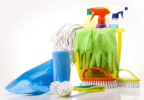 End of tenancy cleaning in an NW8 flat with careful attention to detail